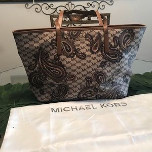 Micheal Khors Purse